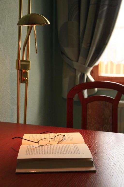 Hotel Zur Fernmuehle Ziegenruck Ngoại thất bức ảnh